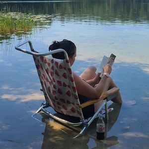 Meet your Posher, Hilary